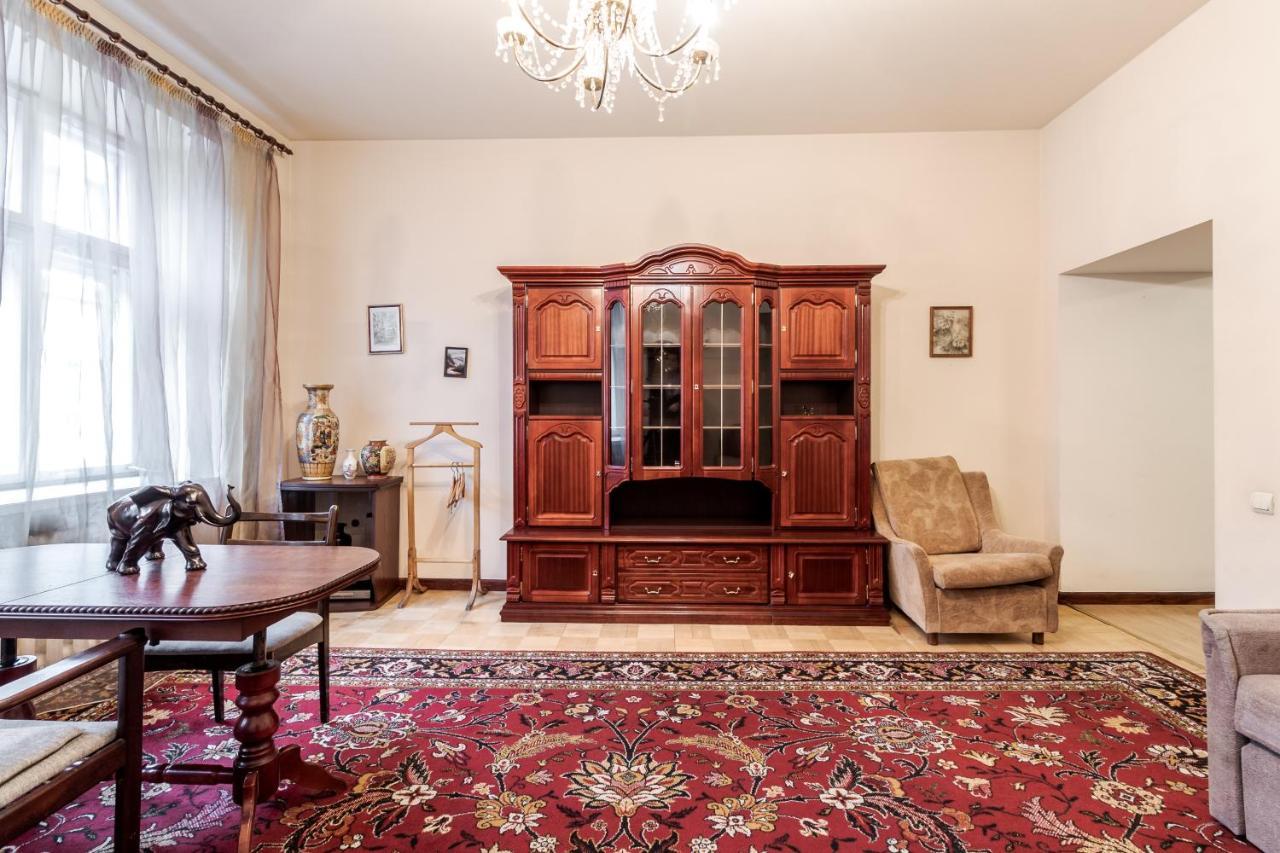 Doroshenka Antique Apartment Lviv Dış mekan fotoğraf
